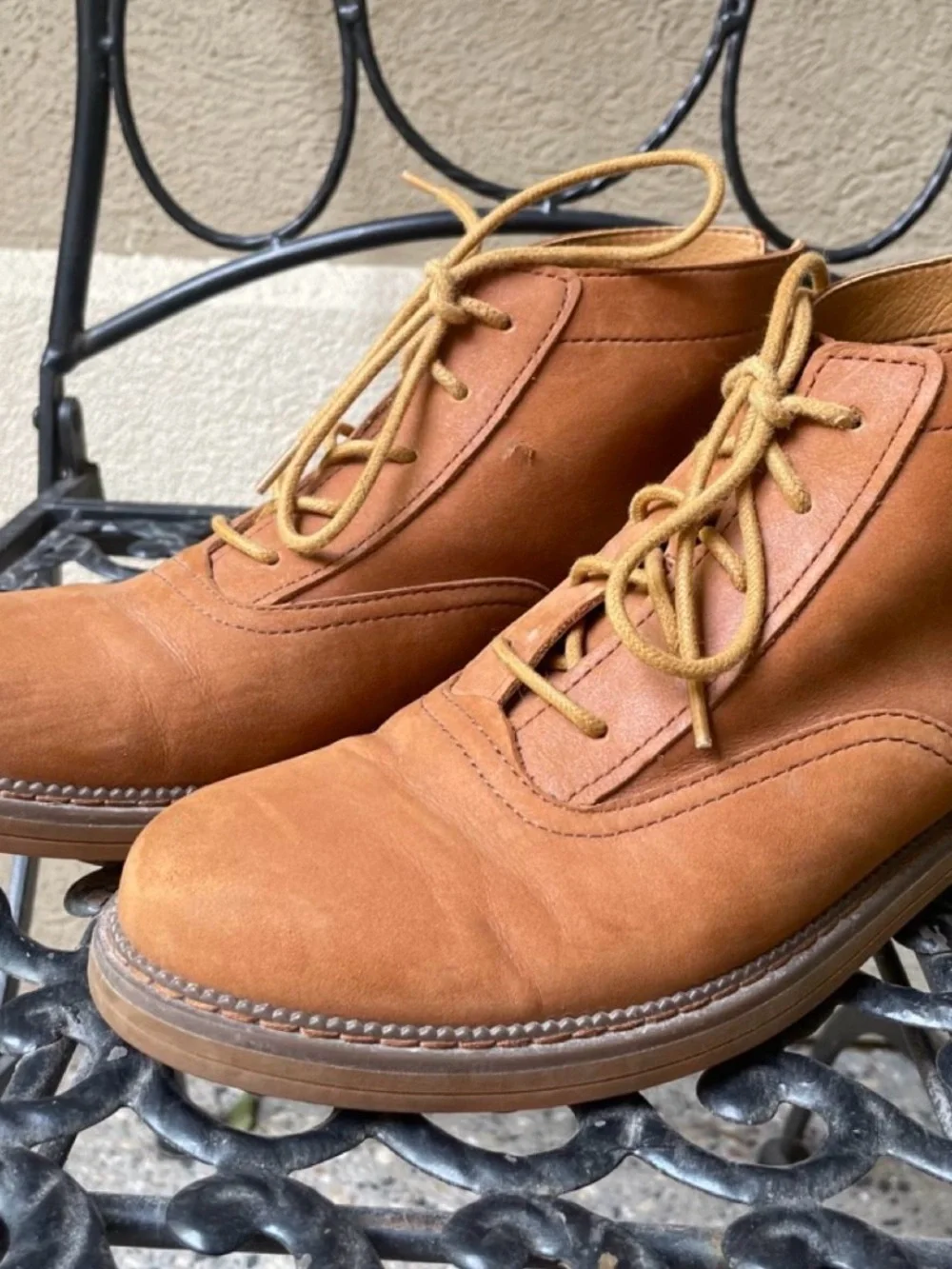 Caterpillar caramel Brown Suede Lace-Up Ankle Boots (two tiny holes) still good